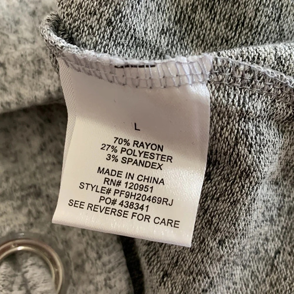 PINK Rose large grey sweater - Picture 5 of 5